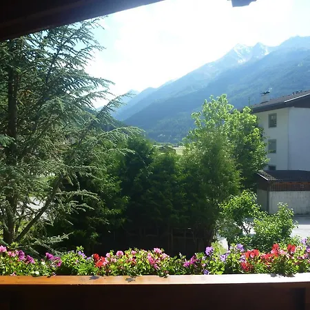 Haus Bellis Apartament *